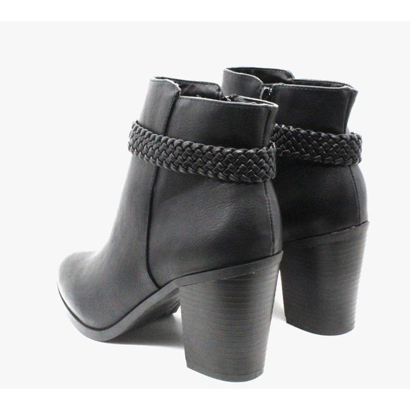 Journee Collection Women's Maggie Bootie - Picture 6 of 7
